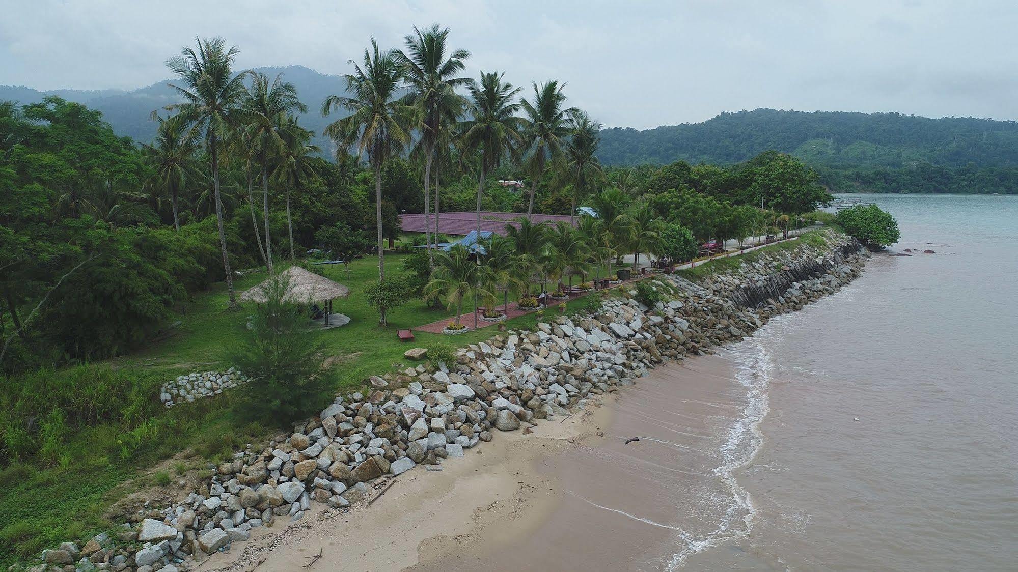 Motel Tanjung Puteri Pasir Hitam Exterior photo